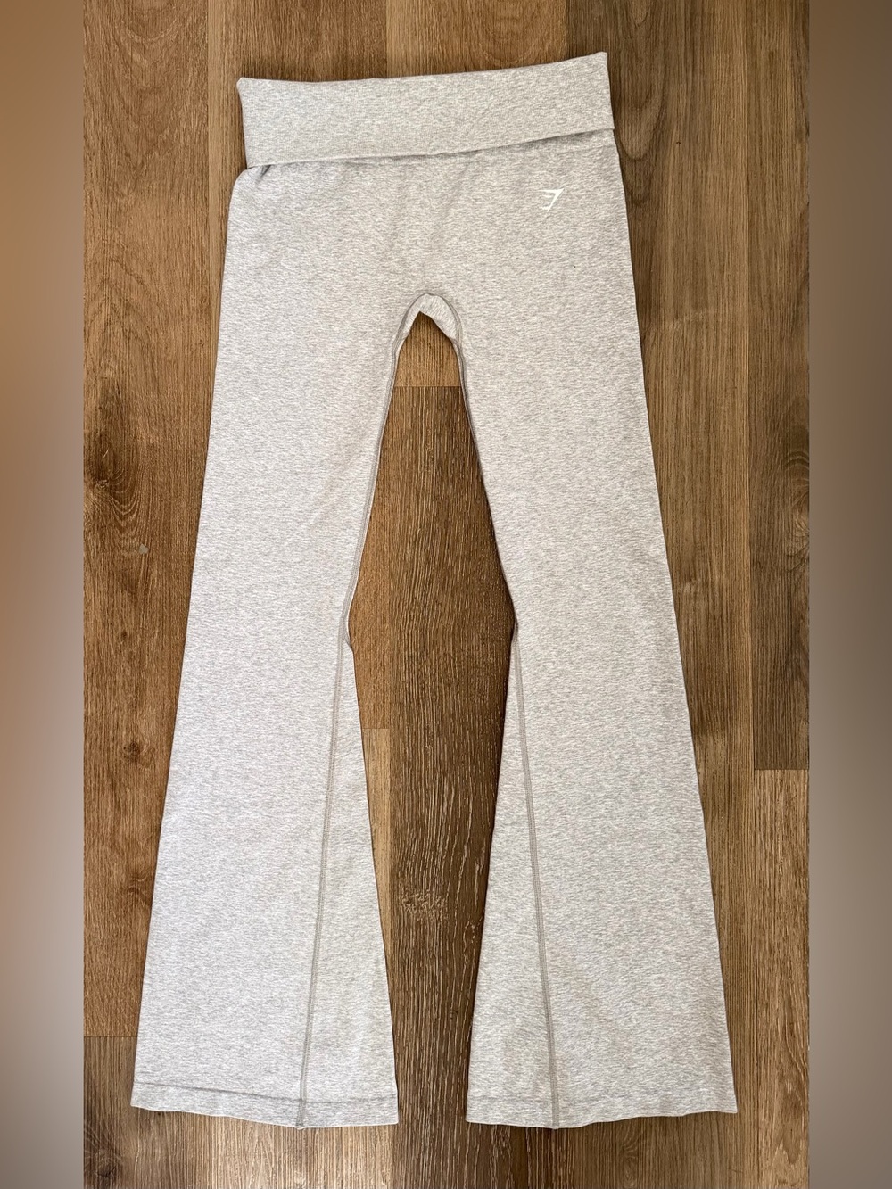 Gymshark COTTONMOVE Cotton Blend Seamless Flared Legging Grey Sz Medium NWOT